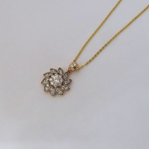 2 Colour Flower Pendent - Chain Incl.