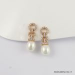Syn Pearl Earring Gold Plated