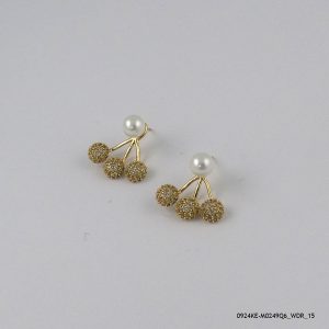 Syn Pearl Earring Gold Plated