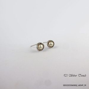 Elegant Silver Pearl Earring