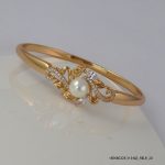 18KGP SYN PEARL CRYSTAL BANGLE