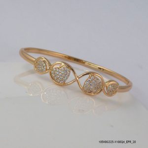 18KGP CRYSTAL HEART BANGLE