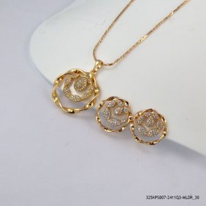 18KGP LUXURY ZIRCON PEDANT SET